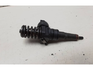 Vstřikovač 038130073AG   Volkswagen Caddy     