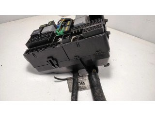 Pojistková skříňka 2S7T12A522, 71543256 Ford Mondeo Mk III 2003