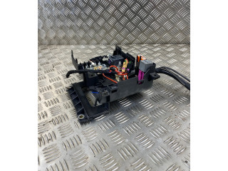   Pojistková skříňka 7L0937548C   Audi Q7 4L 2012