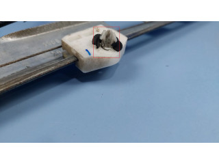 Передний електрический механизм для подъема окна без двигателя