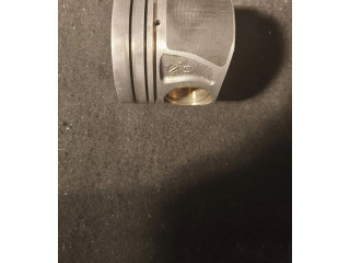 Píst 0832GA   Audi Q7 4M     