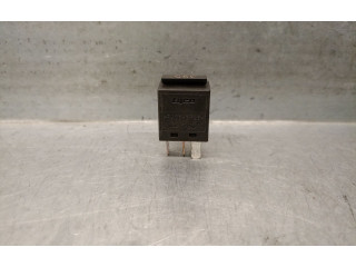 Pojistková skříňka 8Z0951253 Audi Q7 4L 2006