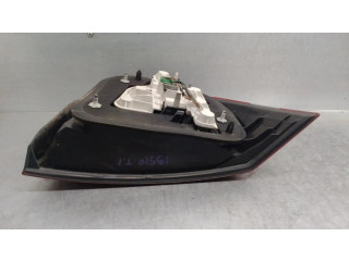 Задний фонарь 30698912 Volvo S40 2008-2012 года