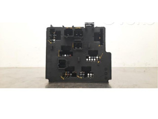 Pojistková skříňka 32322427 Volvo V60 2021