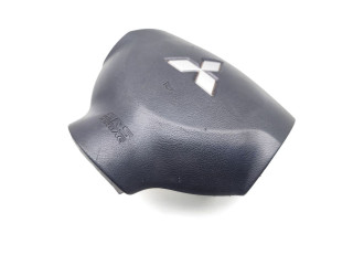 Подушка безопасности водителя 7030A217XB, 611044600E   Mitsubishi L200