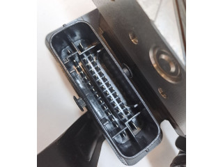 Блок ABS     589201P270, 6158945100    KIA Venga 