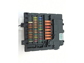 Блок предохранителей 6905228, 6911922   BMW Z4 E85 E86    