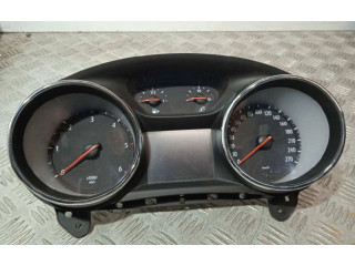 Přístrojová deska Opel Astra K 2017 39102855