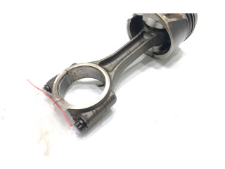 Поршень с шатуном Skoda Octavia Mk2 (1Z)