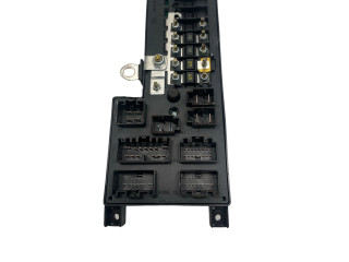 Блок предохранителей  30728008, 180447   Volvo V70    