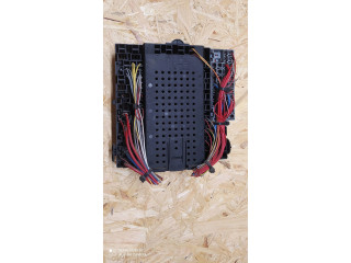 Блок предохранителей 9494343   Volvo S80