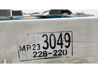 Přístrojová deska Mitsubishi Lancer 1997 MR233049, 228220