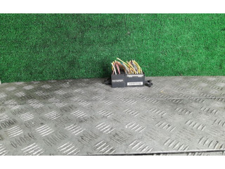 Блок предохранителей    Renault Clio II    