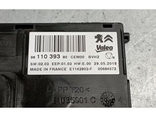 Блок комфорта 9811039380, E1142803 Citroen C3 Aircross