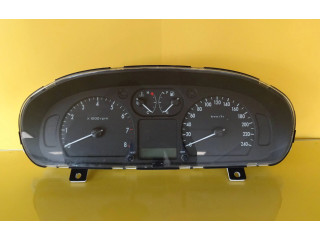 Přístrojová deska KIA Magentis 2003 940033C945