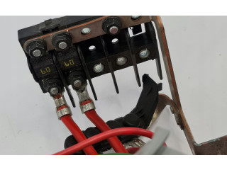 Блок предохранителей 8690698   Volvo XC90    