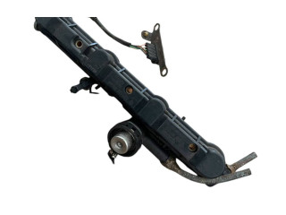 Топливная рампа 037133313 Volkswagen Golf III