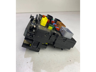 Блок предохранителей  9661086980, L10   Peugeot 207    
