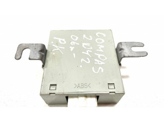 Блок управления 05033301AF, F0021C0100 Jeep Compass