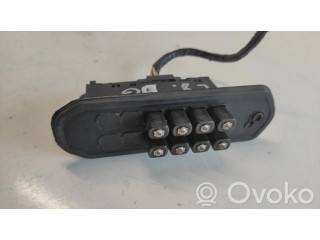 Контактное соединение дверей