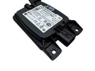 Датчик слепых зон 2015DJ1871, D24H67Y80D   Mazda CX-3