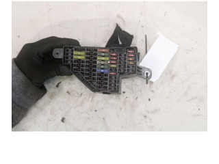 Блок предохранителей Volkswagen Golf Plus