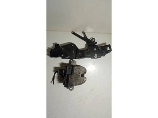 Zámek zadních dveří    Land Rover Range Rover Sport L320 2011