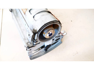 Подушка безопасности пассажира Mitsubishi Carisma