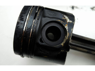  Поршень с шатуном 204DTD   Jaguar XE  