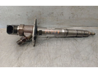 Vstřikovač 057103113C   Audi A8 S8 D3 4E    ASE 