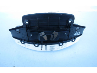 Панель приборов 30786622 Volvo V70