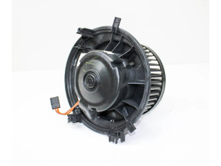 Вентилятор печки 5Q1819021D Volkswagen Golf VII