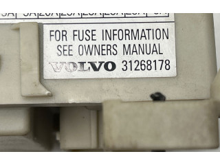 Блок предохранителей 31268178   Volvo V50    