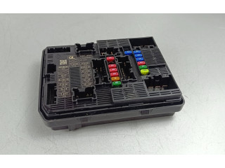 Блок предохранителей 284B76RA0A, L162305EE6 Mitsubishi Outlander IV