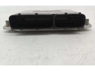 Блок управления двигателем ECU 0281013082   Skoda Fabia Mk2 (5J)    