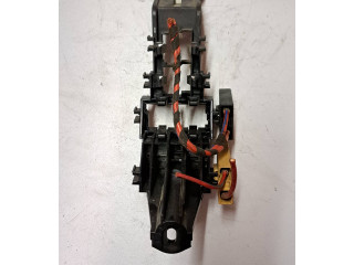 Блок предохранителей  8E0937503   Audi A6 S6 C6 4F    