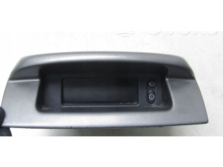 Дисплей Renault Trafic II (X83)