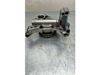 Масляный насос   03l115105b  Volkswagen Caddy 