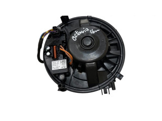 Вентилятор печки 5Q1819021G, CZ0160601152 Skoda Octavia Mk3 (5E)
