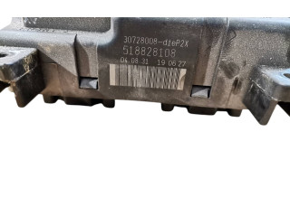 Блок предохранителей 30728008, 518828108 Volvo S80