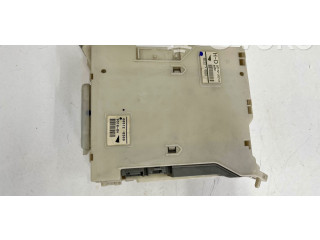   Pojistková skříňka 8267230131, 8273030272   Lexus GS 300 350 430 450H 2006