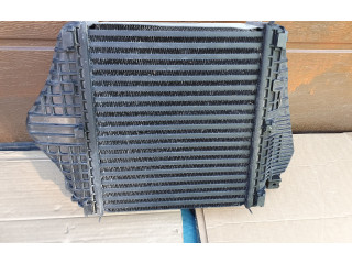 Интеркулер  4M0145804BT, JD1271007690   Audi Q8 