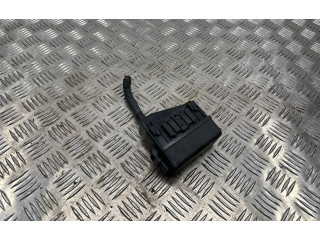 Pojistková skříňka 8266230560 Lexus GS 300 350 430 450H 2008