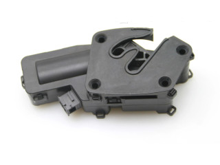 Замок багажника 3T0827300B Skoda Superb B6 (3T) 2008 - 2015 года