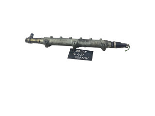 Топливная рампа 8658252, 0445215010 Volvo V70