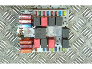 Блок предохранителей  51742420, 51742420   Alfa Romeo GT    