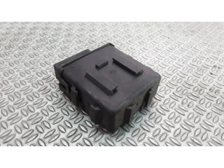 Řídící jednotka MR587673   Mitsubishi Pajero 2003