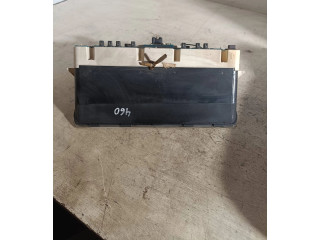 Přístrojová deska Volvo 460 1995 647015, 466635