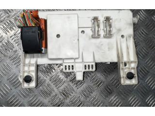 Блок предохранителей DQT159003, SAE194503   Volvo V50       