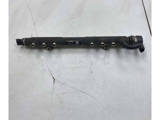 Топливная рампа 30757146, 001543L2 Volvo V70